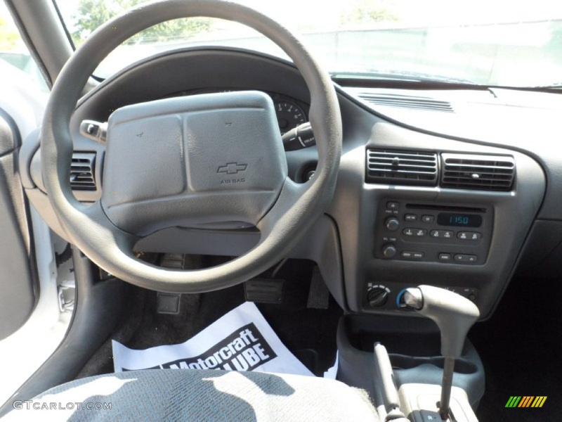 Illustration for article titled 2001 Chevrolet Cavalier - The WesBarton89 OppoLock Review